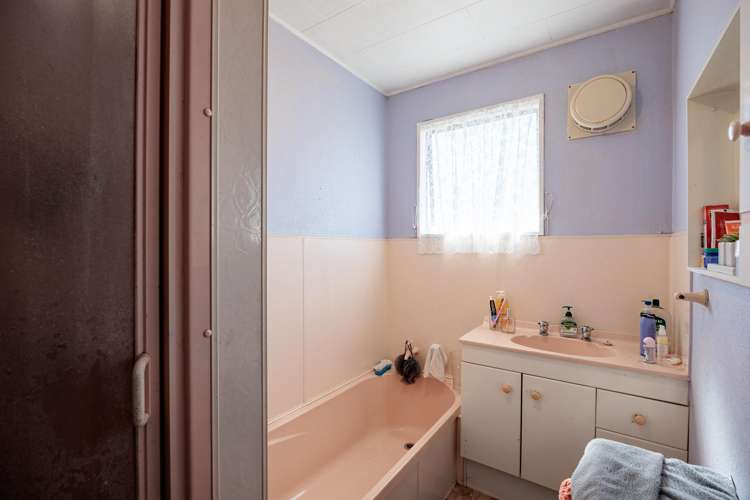 156 Portsmouth Road Flaxmere_8