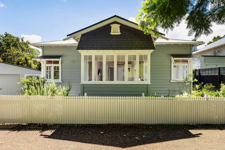 23 Selkirk Road Mount Albert_27