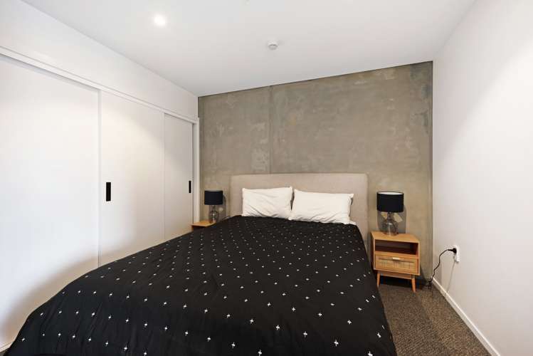 604/21 King Street Mount Cook_7