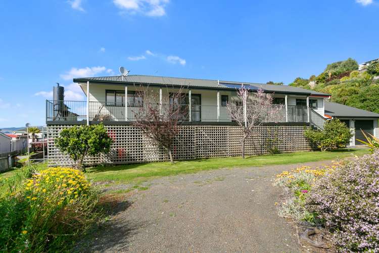 157 Pouewe Street Kawhia_14