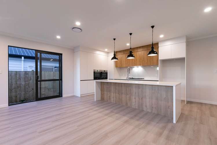 12 Puruatanga Road Wainui_8