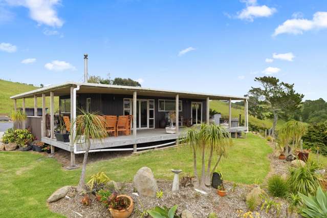 1044 Awhitu Road Waiuku_2