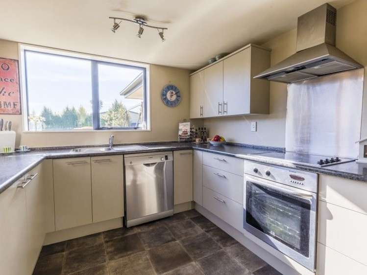 13 Robinson Street Rakaia_4