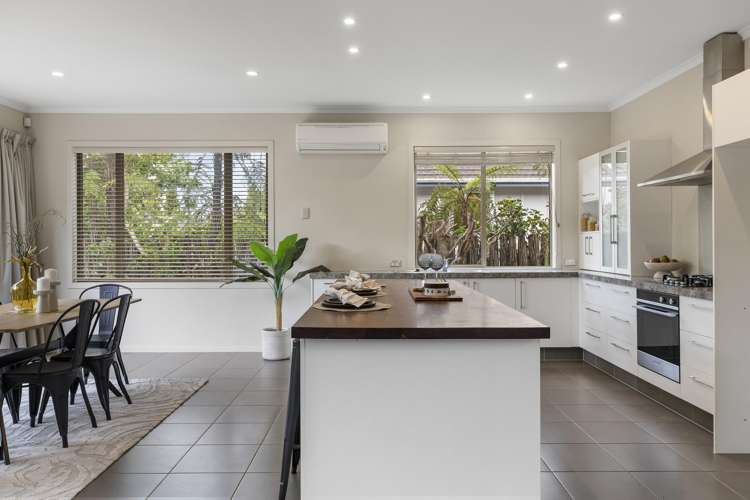 2/745 Acacia Bay Road Acacia Bay_12