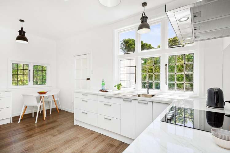 16 Onehuka Road Tirohanga_9