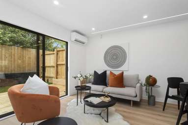 Lot 1& 4/7 Mildmay Road,_1