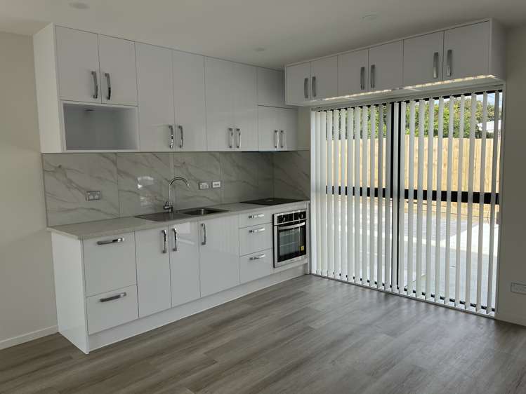 4/92 Penney Avenue Mt Roskill_3