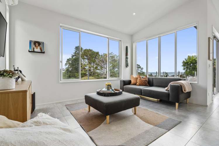 16 George Street Surfdale_10