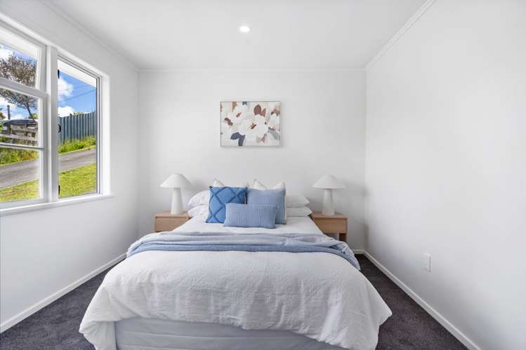 16 McMillan Avenue Te Kamo_18