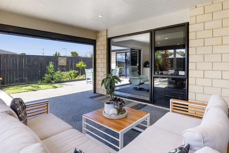 24 Pompano Key Papamoa_5