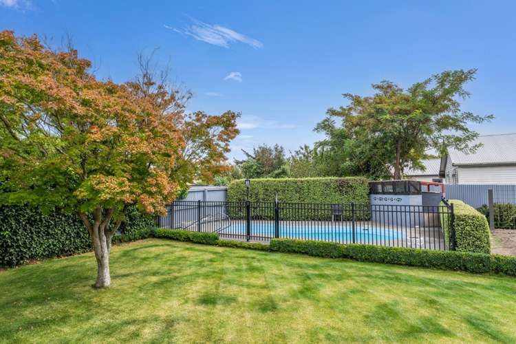 6 Earnslaw Crescent_1