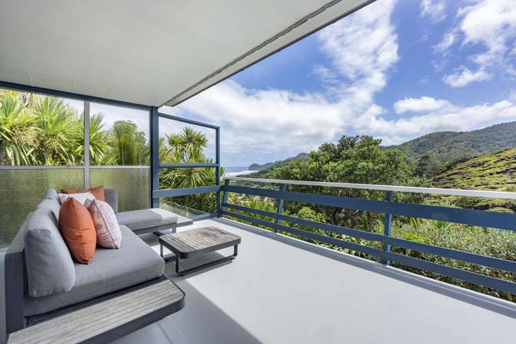 91 Seaview Road Piha_25