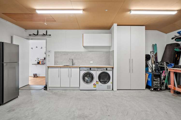 17 Howden Drive Jacks Point_26