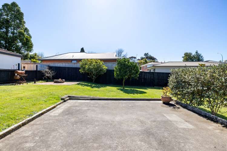 21 MacDonald Road Glenview_21