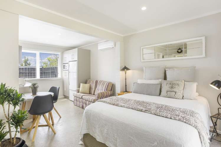 1 John Bracken Way Beach Haven_12