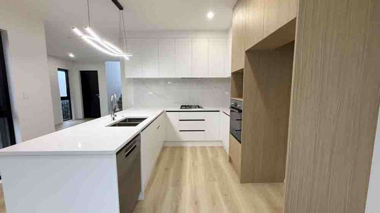 88F Bradbury Road Botany Downs_6