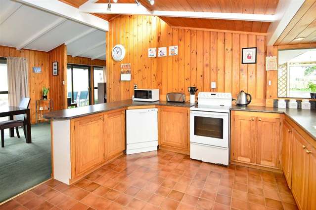 2194 State Highway 16 Helensville_2