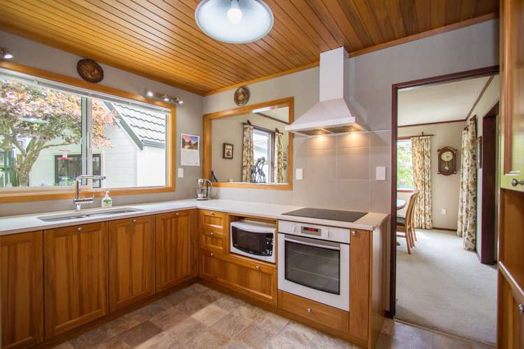 10 Wantwood Grove Churton Park_12