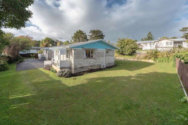 20b Fiona Place Dinsdale_5