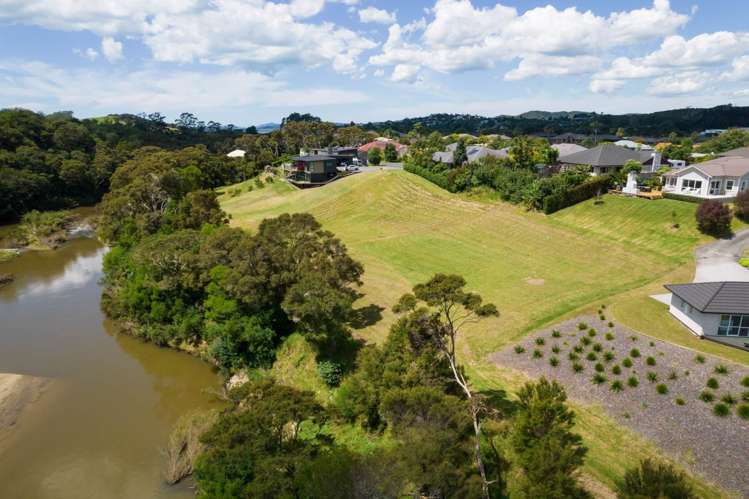 12 Admiralty Drive Paihia_15