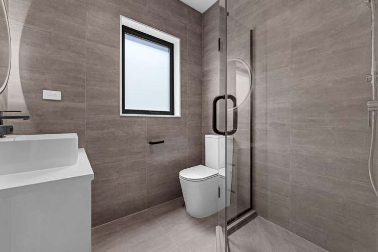 33 Barley Road Flat Bush_13