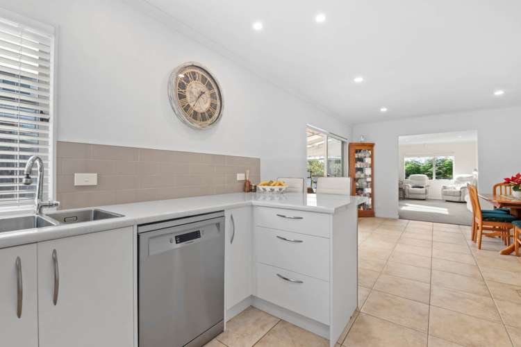 8a Hauraki Crescent Pinehill_14