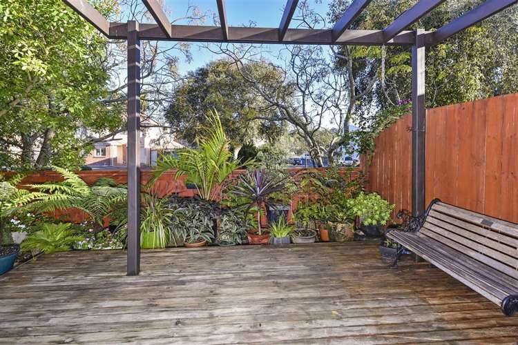 2/36 Fields Parade Oteha_2