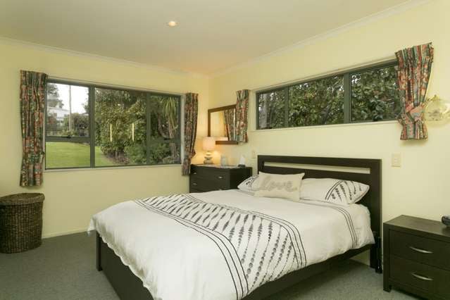 9 Chesham Avenue Waipahihi_2