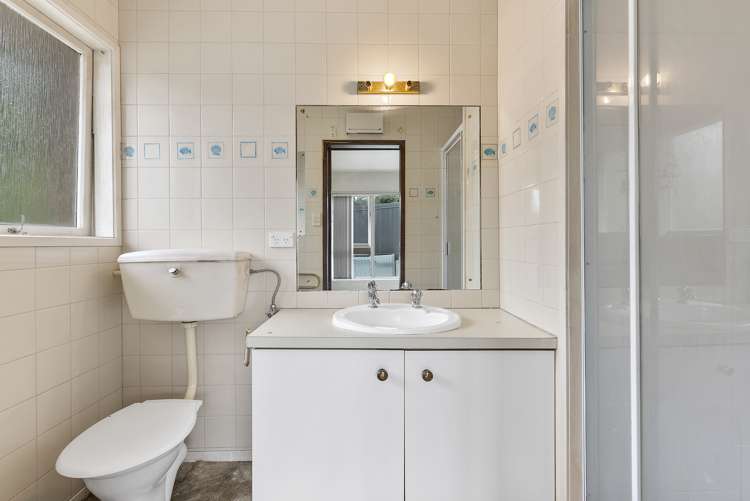 35 Meadway Sunnyhills_19