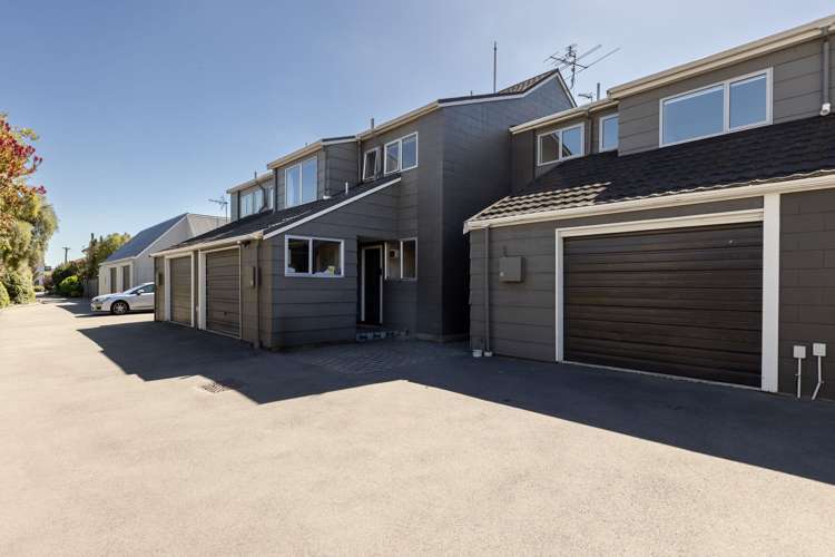 4/100 Papanui Road Merivale_15