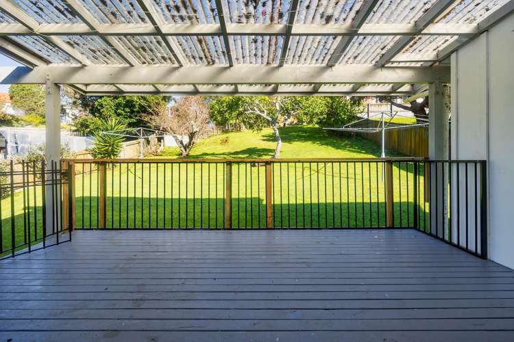 6 Mccullough Avenue Mount Roskill_16