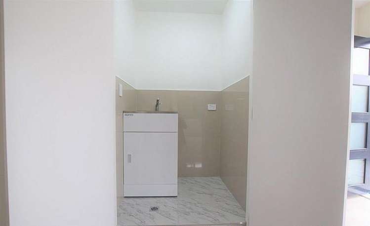 3/12 Pleasant Road Glen Eden_2