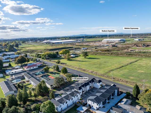 3/135 Silverdale Road Hillcrest_1