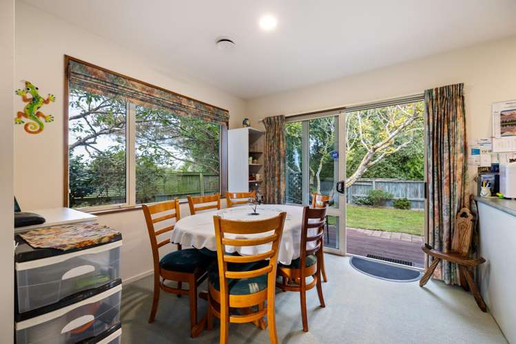 52a Charlesworth Street Woolston_6