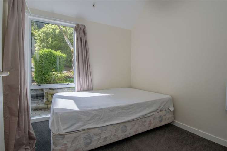 8 Mackinnon Terrace Fernhill/Sunshine Bay_15