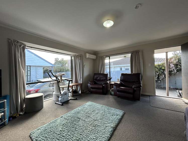 3/76 Leinster Road Merivale_1