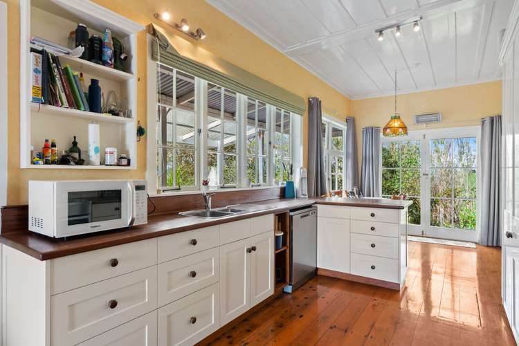 1526 Ararua Road Otamatea Surrounds_10