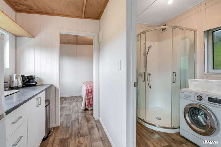 10 Rimu Road Stanmore Bay_16