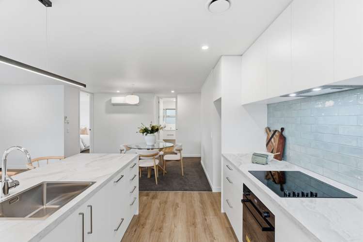 2/28 Wellington Street Linwood_7