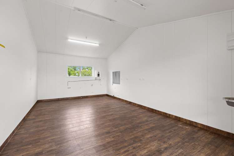 1922 State Highway 25 Pipiroa_28