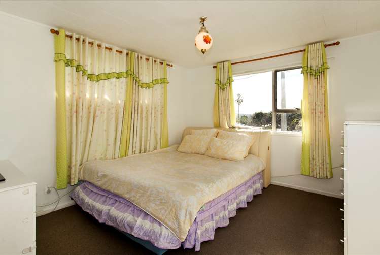 2/143 Verbena Road Birkdale_6