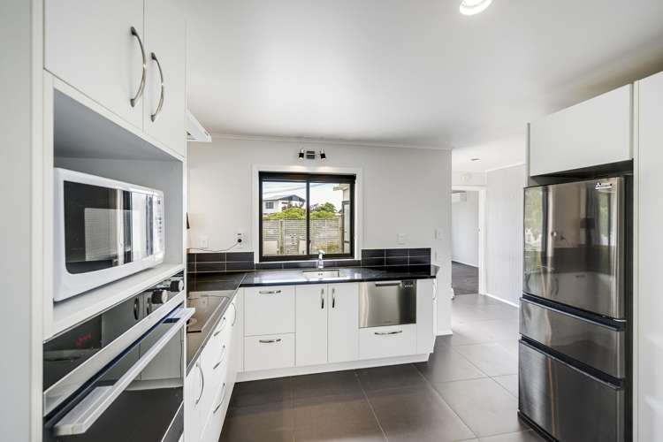 6 Ladywood Road Bay View_10