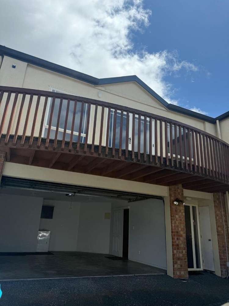 E/147 Hobsonville Road West Harbour_0