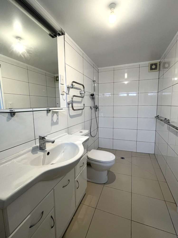 16 Arney Road Ranui_9