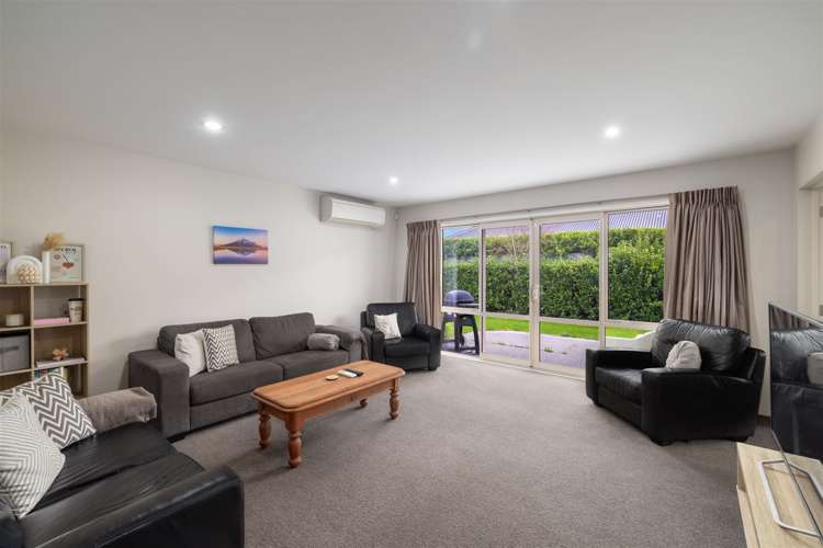 1 Temple Avenue Lincoln_7