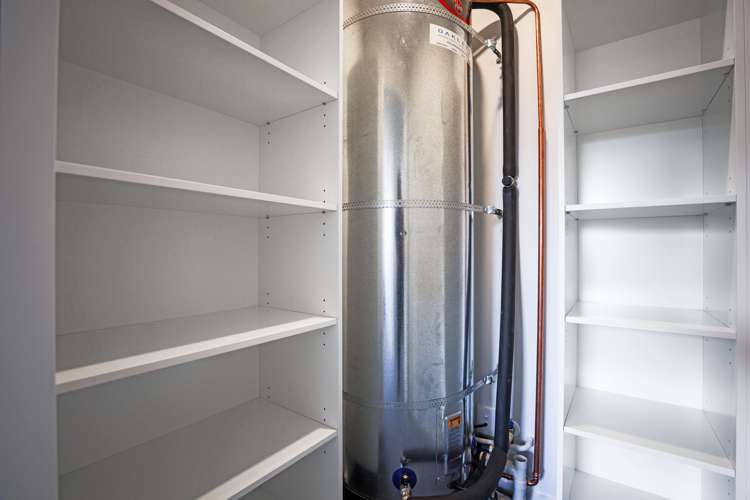 10 Strowan Avenue Elgin_28