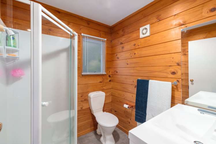 118 Marine Drive Diamond Harbour_12