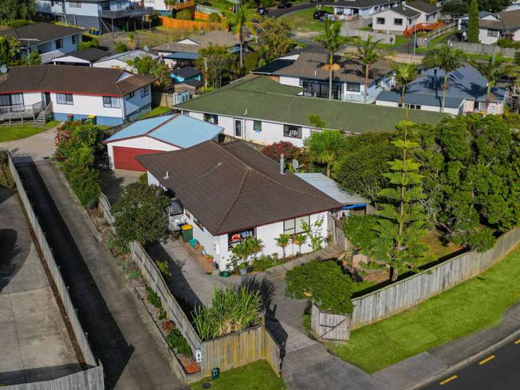 56 Meadowood Drive Unsworth Heights_13