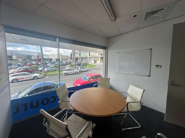 12 Osterley Way Manukau_3
