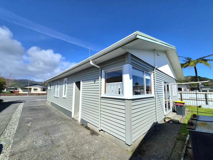 18 Milton Road Greymouth_17